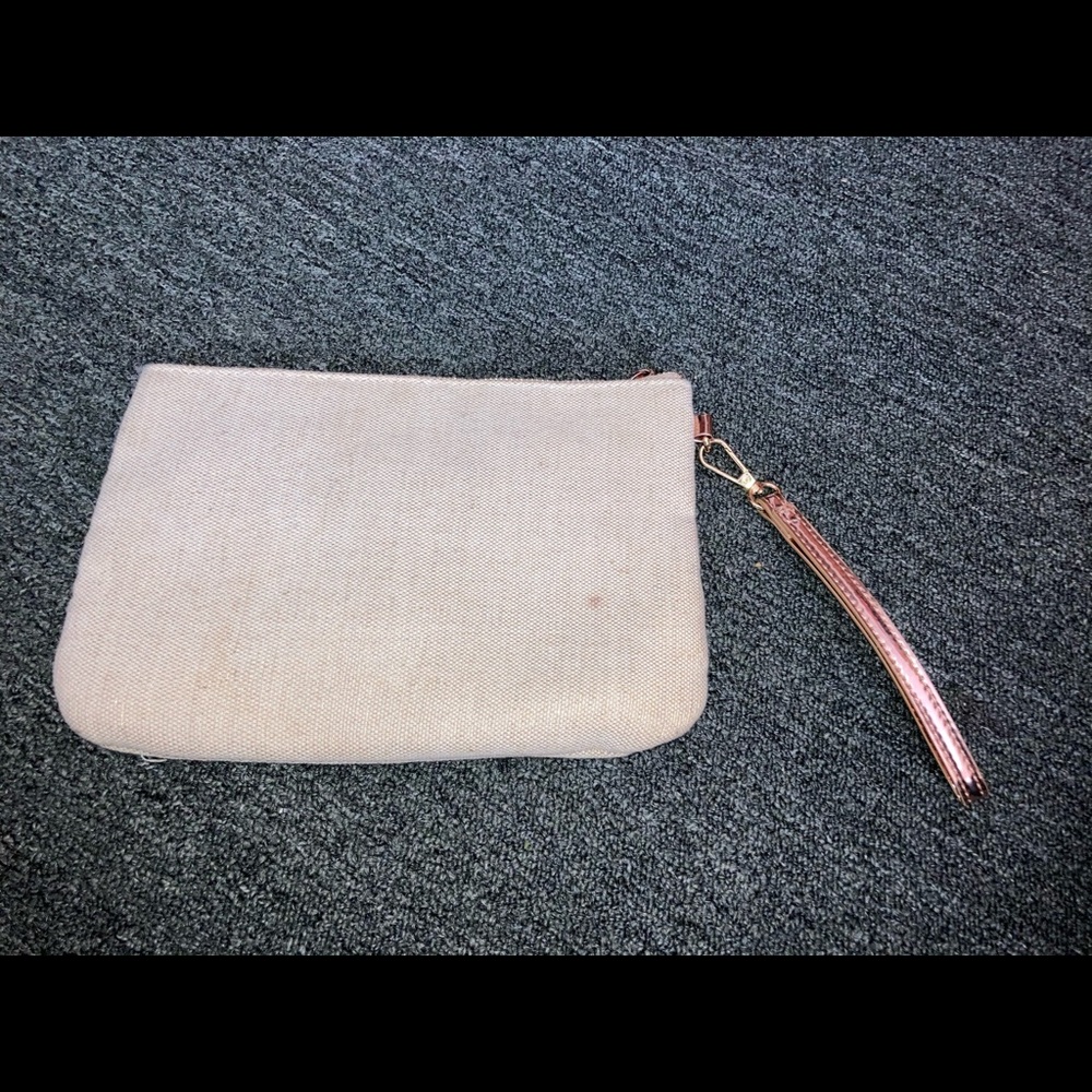 Wristlet - Picture 4 of 5
